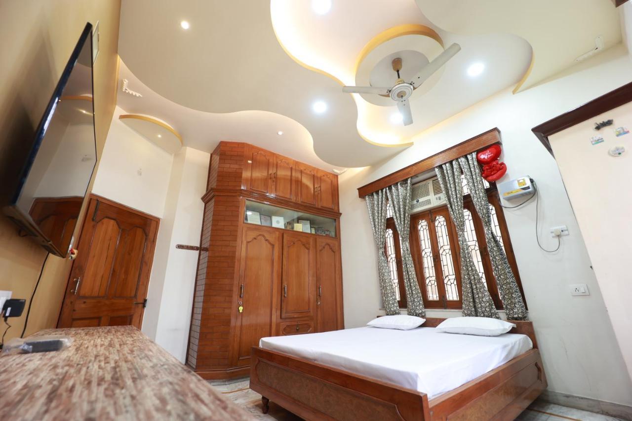 Kapoor Sahab Homestay : It'S A Home Away From Home. Varanasi Eksteriør billede